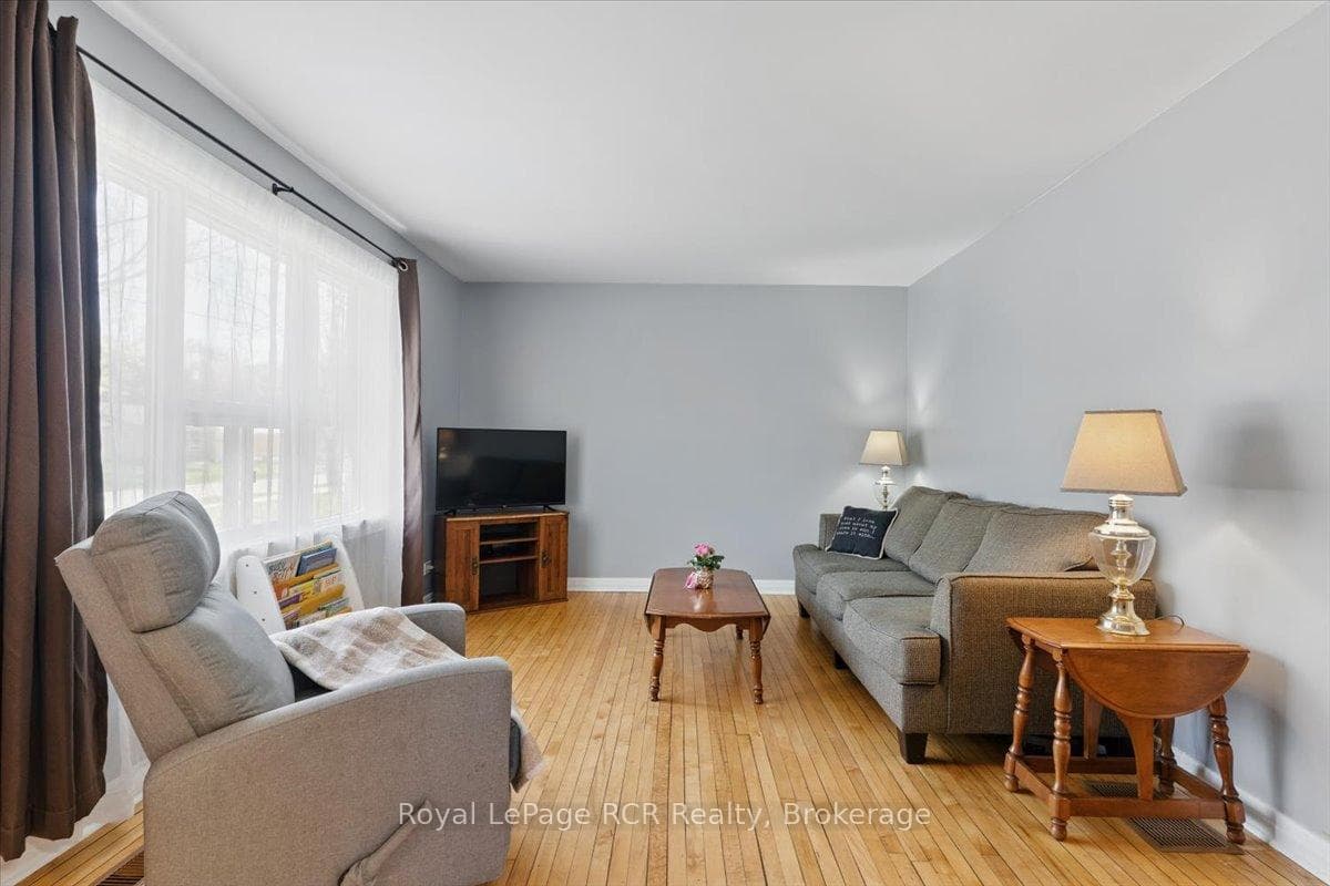 1319 8th Avenue photo 5