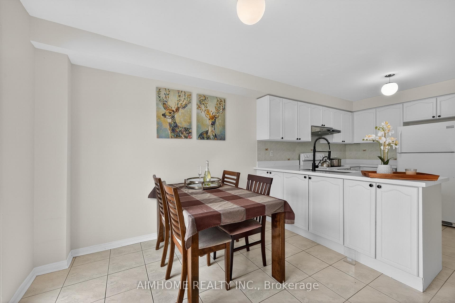 698 Warden Avenue photo 12