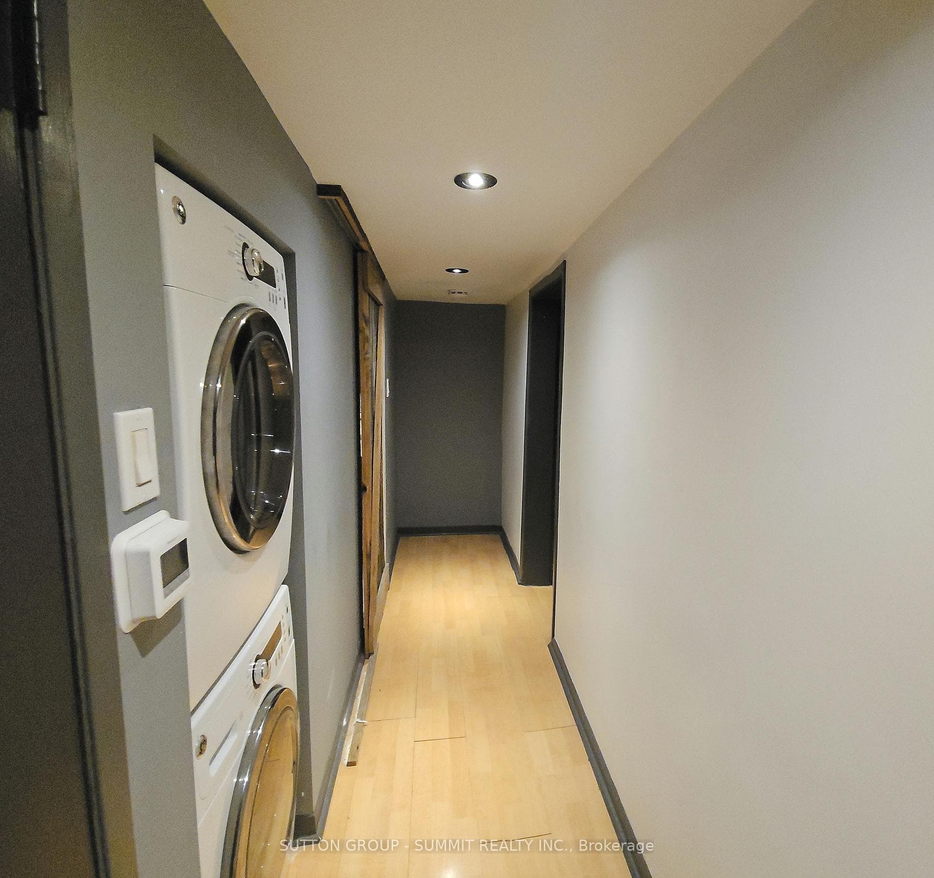 1 Columbine Avenue Unit Lower photo 7
