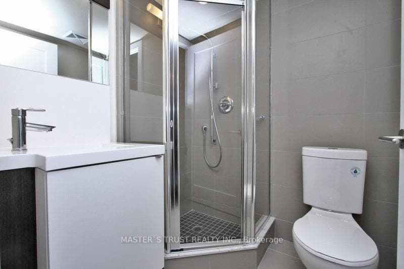 300 Front Street Unit 1004 photo 5