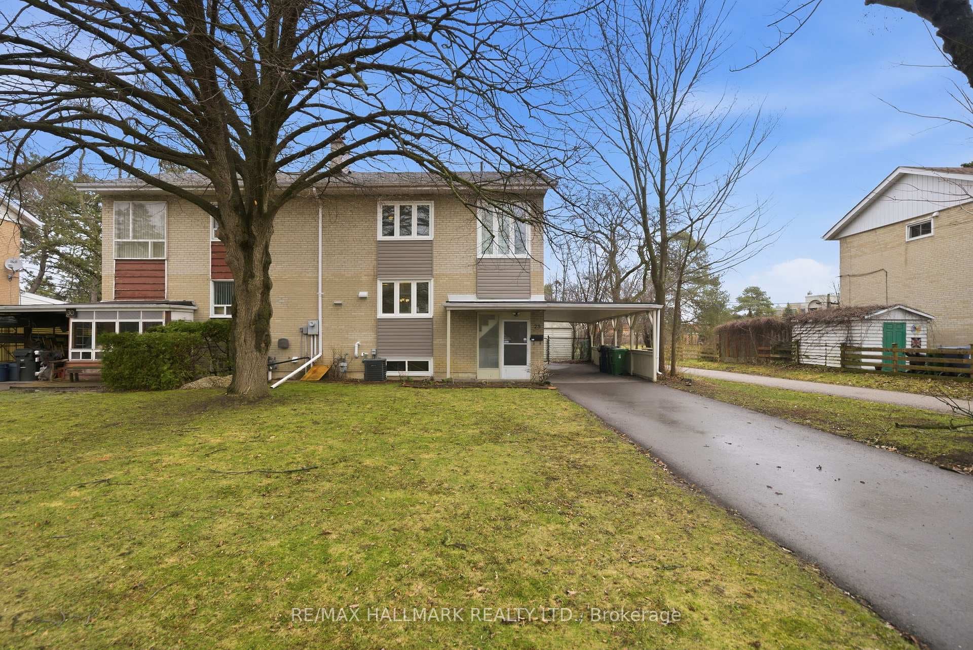 28 Langbourne Place photo 4