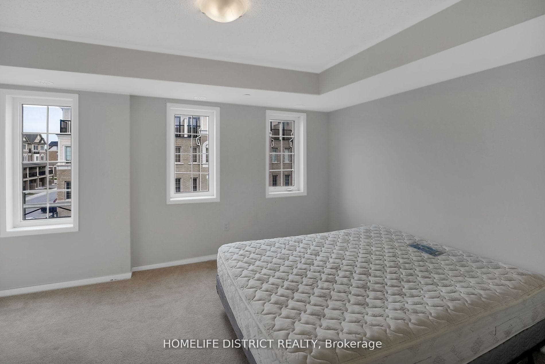 2312 CHEVRON PRINCE Path Unit 318 photo 18