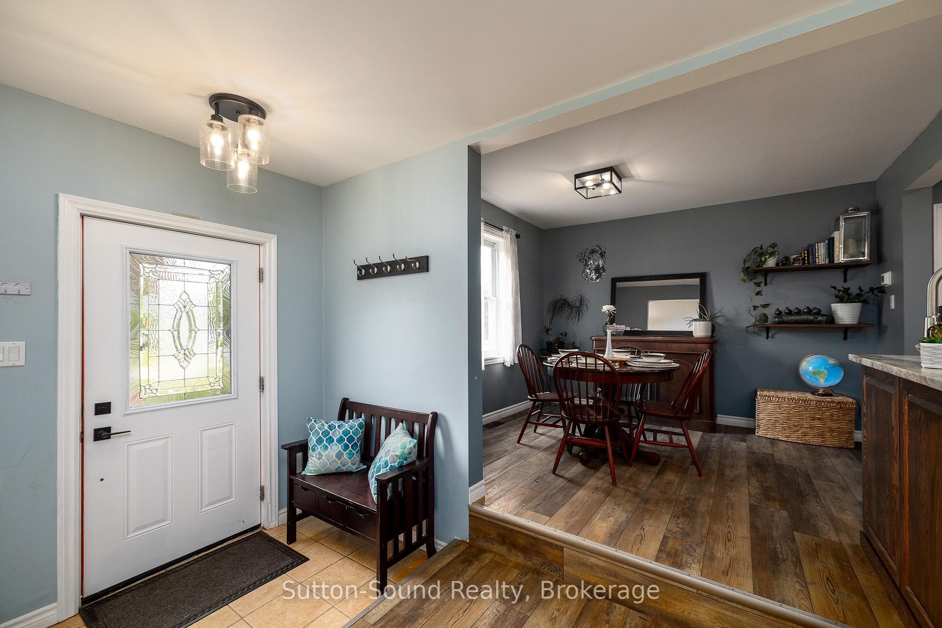 864 16th Street photo 4