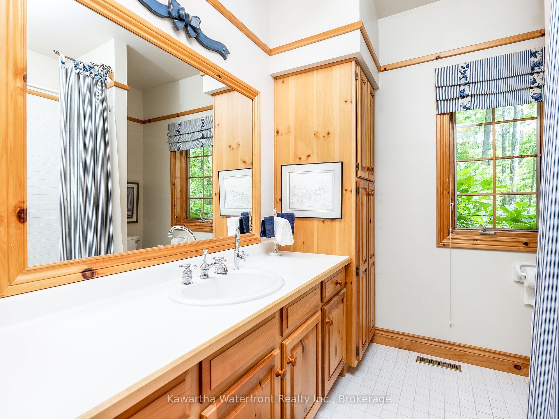 4 pc Bathroom