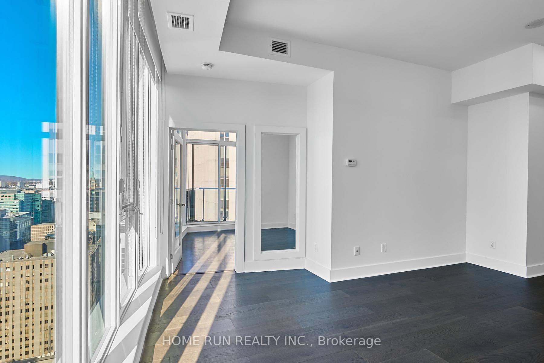 40 Nepean Street Unit 2703 photo 13