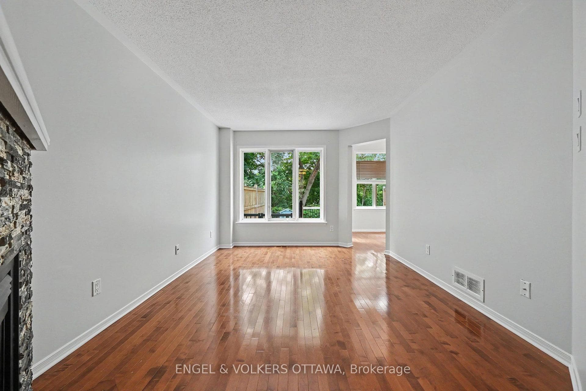 101 Margrave Avenue photo 6