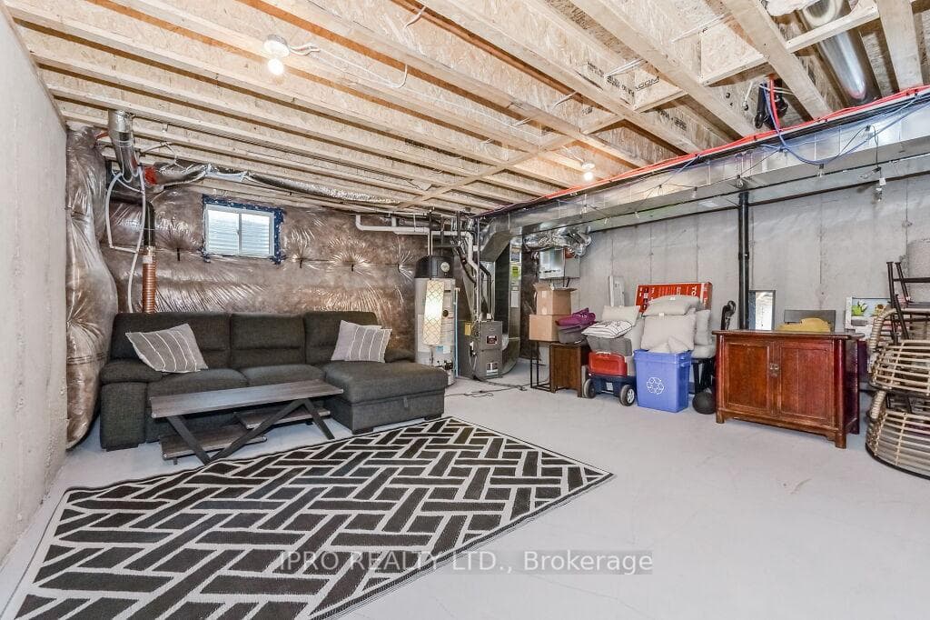 70 Edminston Drive photo 34