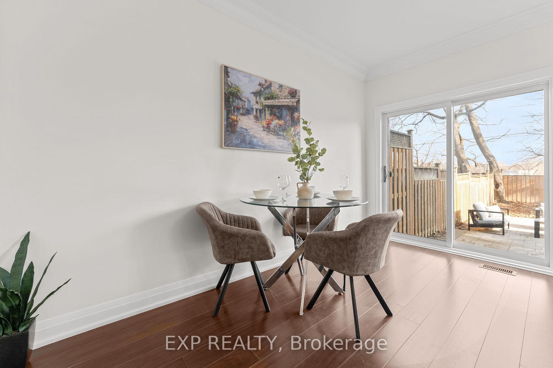 17 Harrison Avenue photo 12