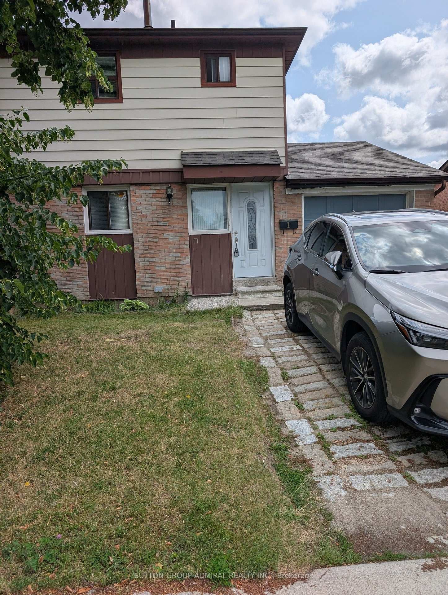 1 Damascus Drive photo 2