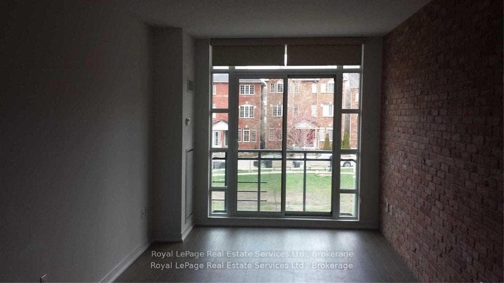 Living Room overlooking park
