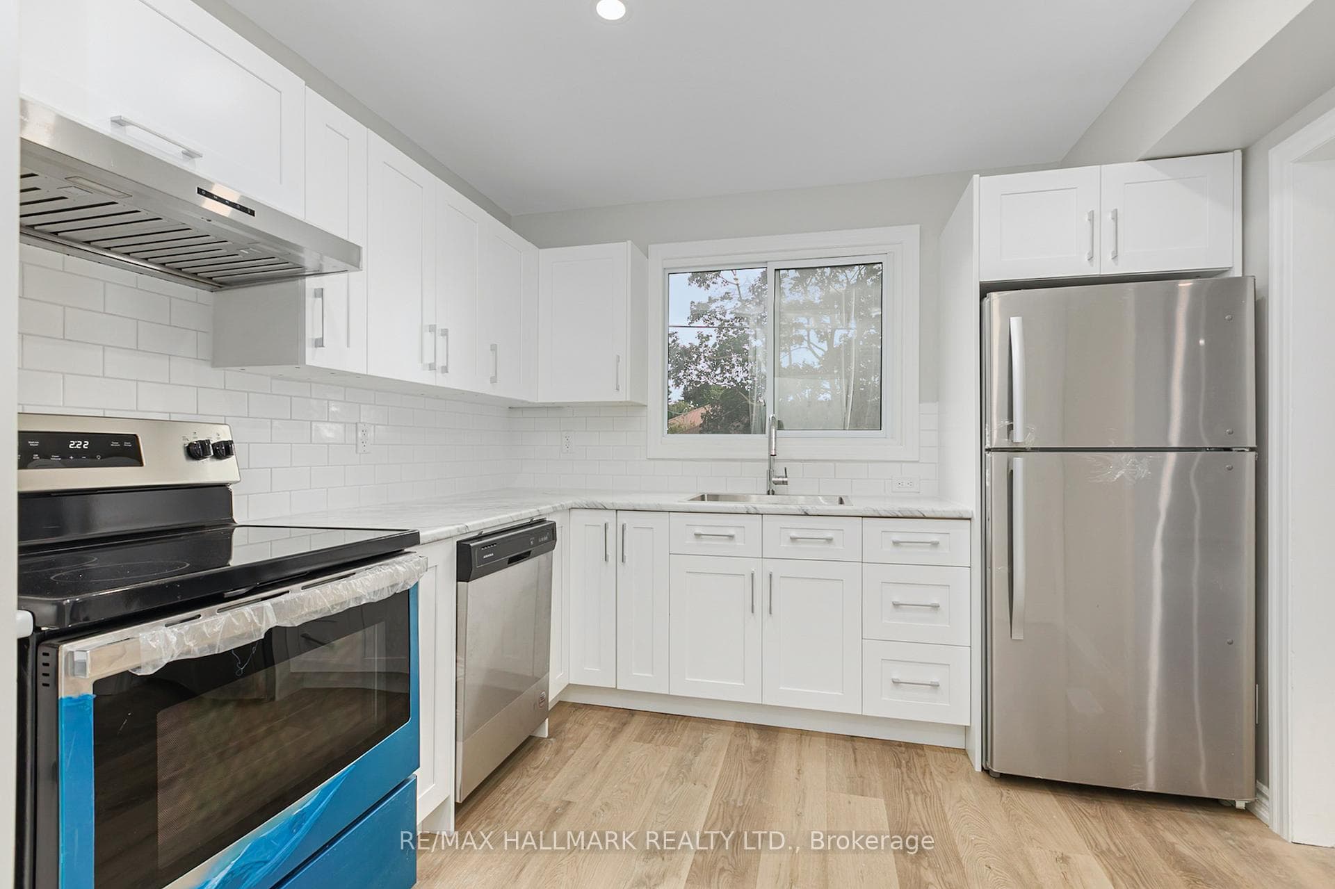 201 High Street Unit Upper photo 9