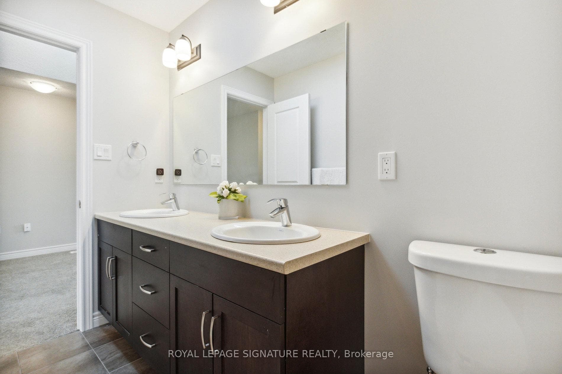 20 Lawson Street photo 26