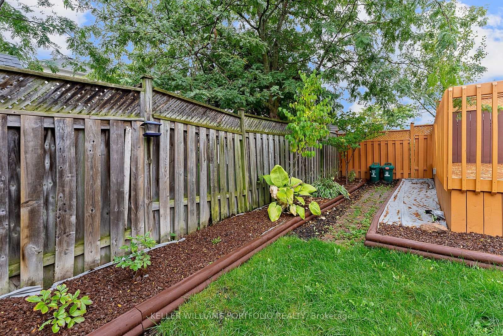 66 Armitage Crescent photo 50