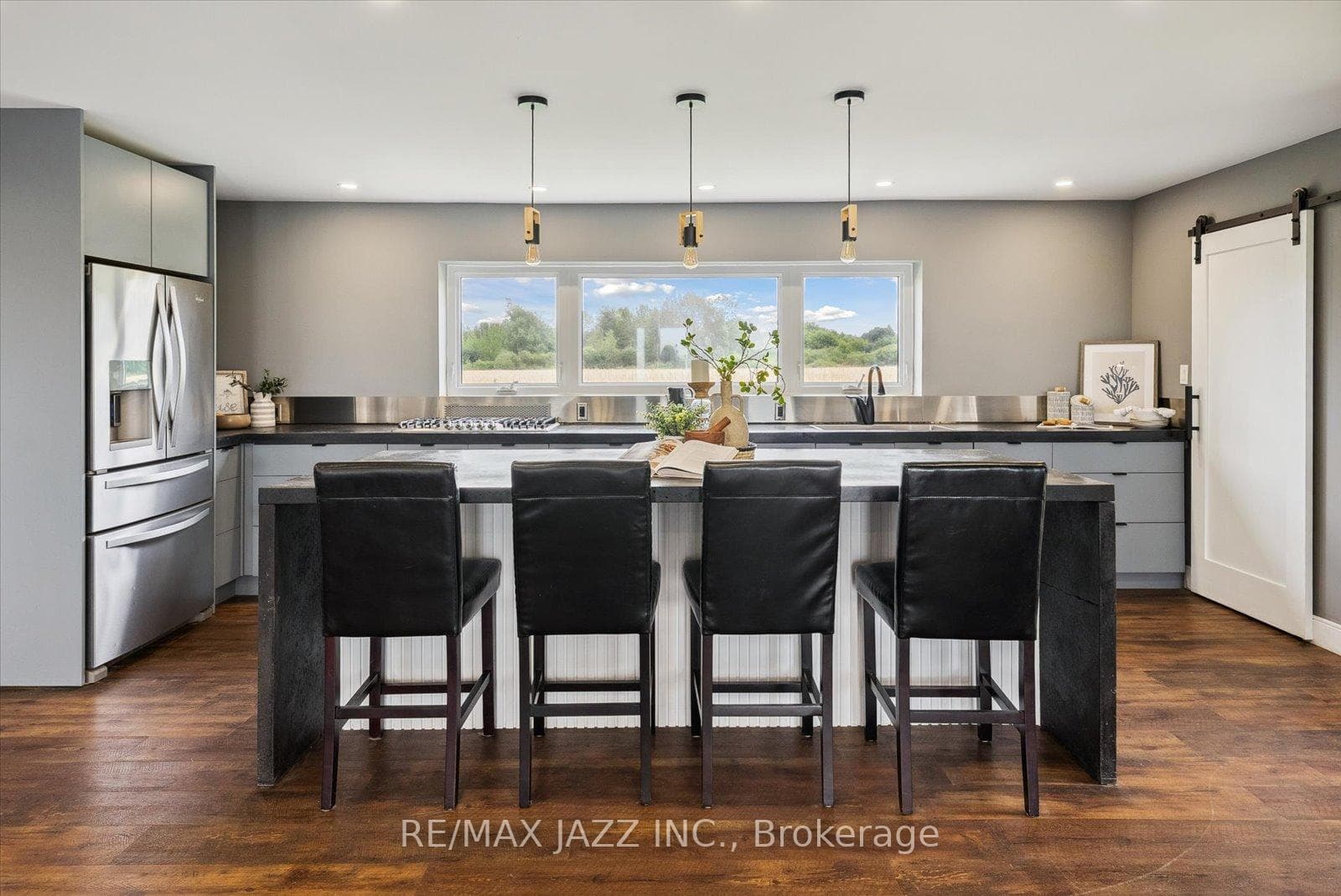 11561 Russell Road photo 12