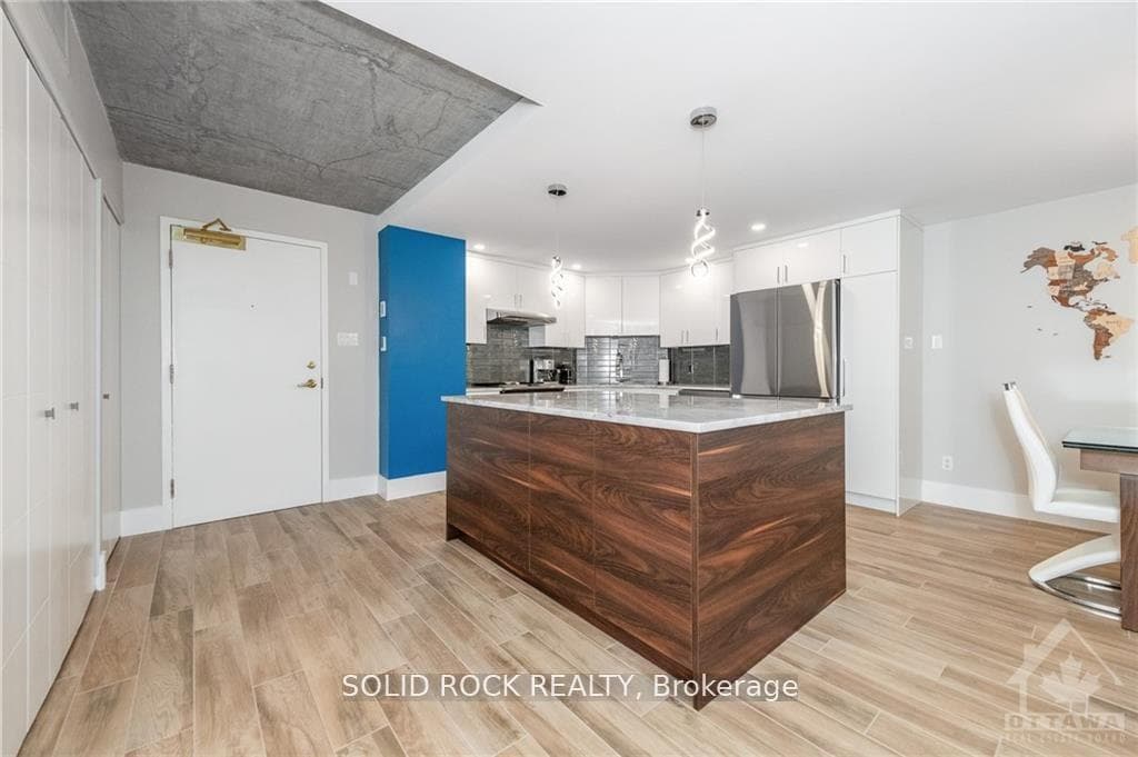 160 George Street Unit 805 photo 5