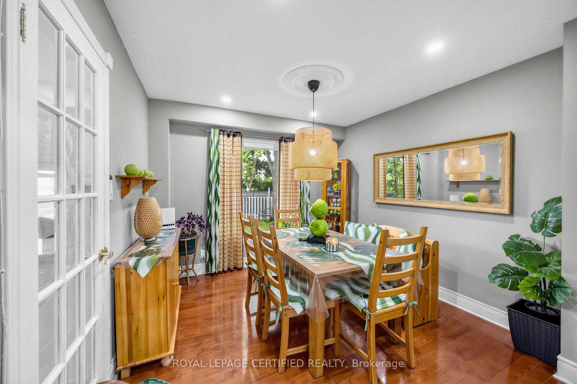 22 Borden Hill Court photo 13