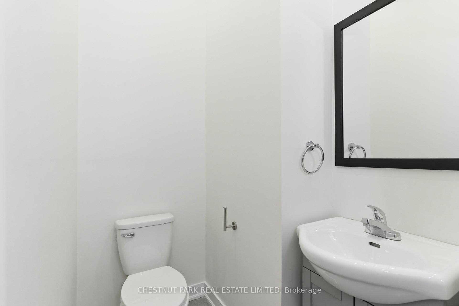 41 Roncesvalles Avenue photo 9