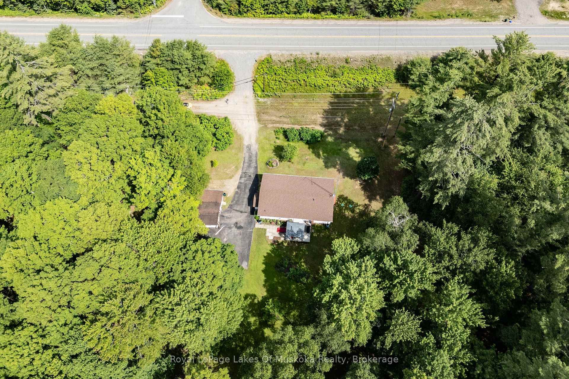 1170 Muskoka 117 Road photo 33