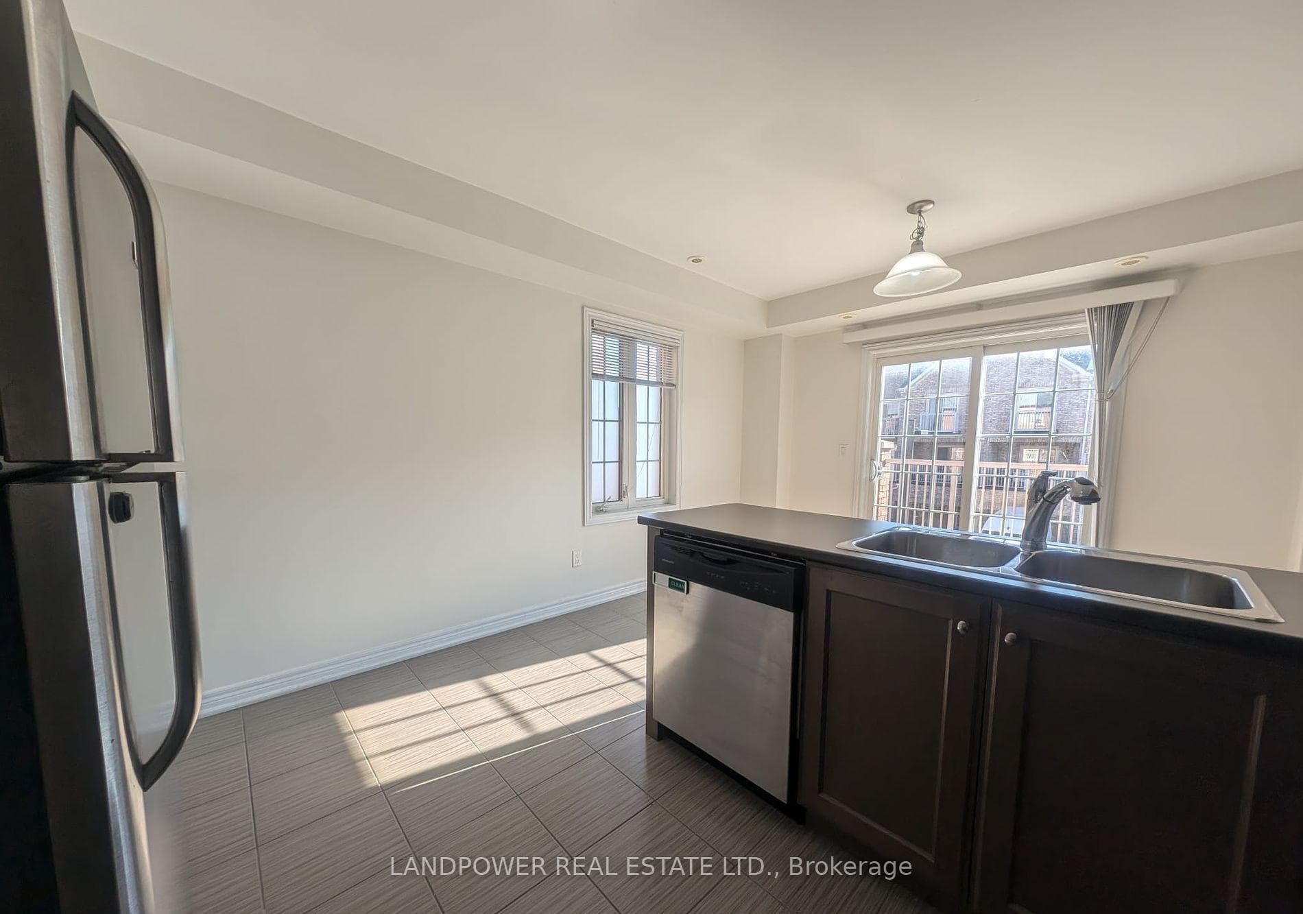 9872 Mccowan Road photo 27