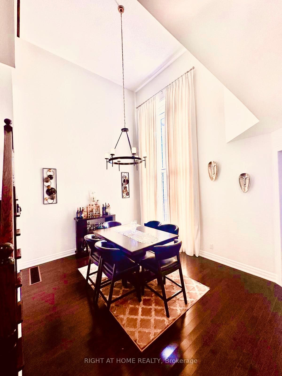 94 Forbes Terrace photo 11