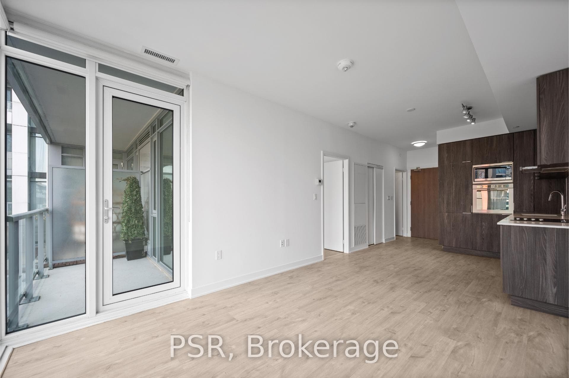 576 Front Street Unit 1220 photo 5
