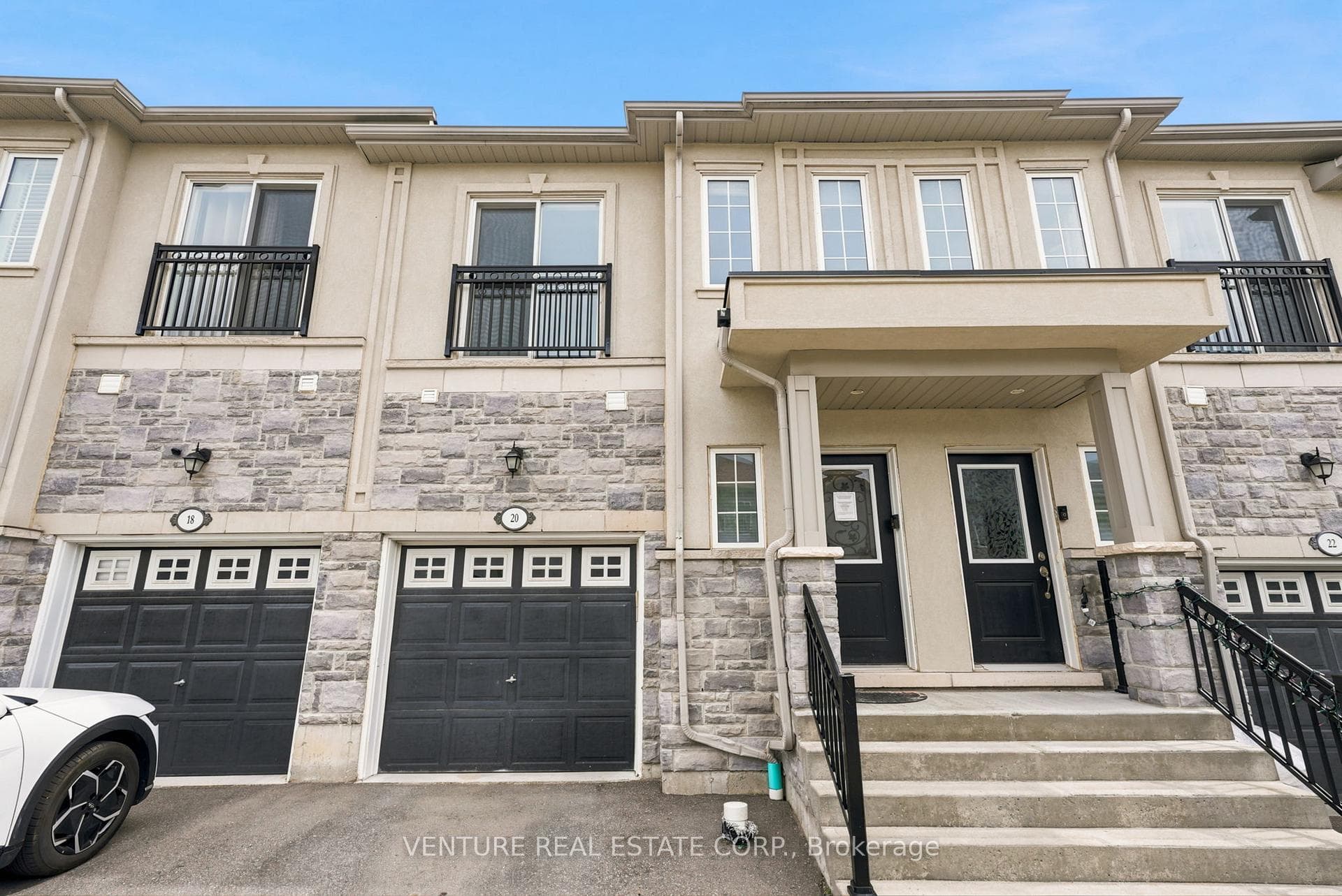 20 Prospect Way photo 1