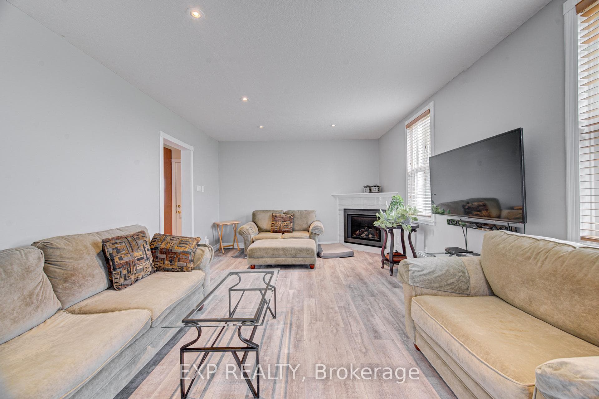 5014 Fountain Street photo 7