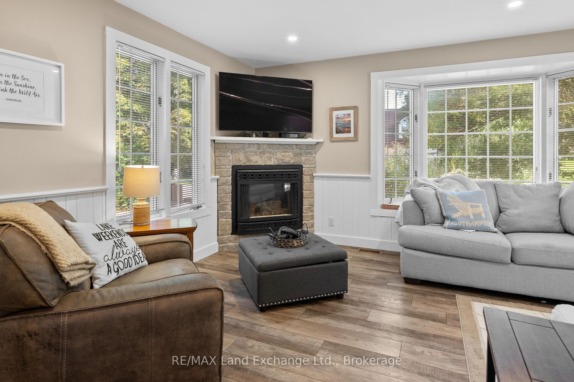 Living room with Gas Fireplace