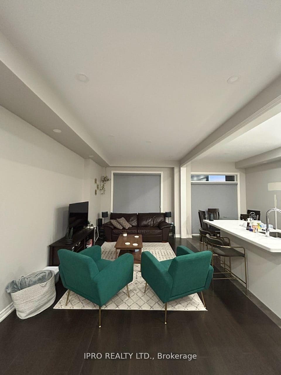 4 Bayonne Drive photo 4