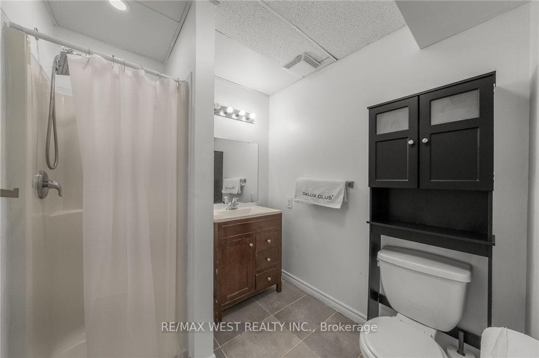 122 Malcolm Street photo 11