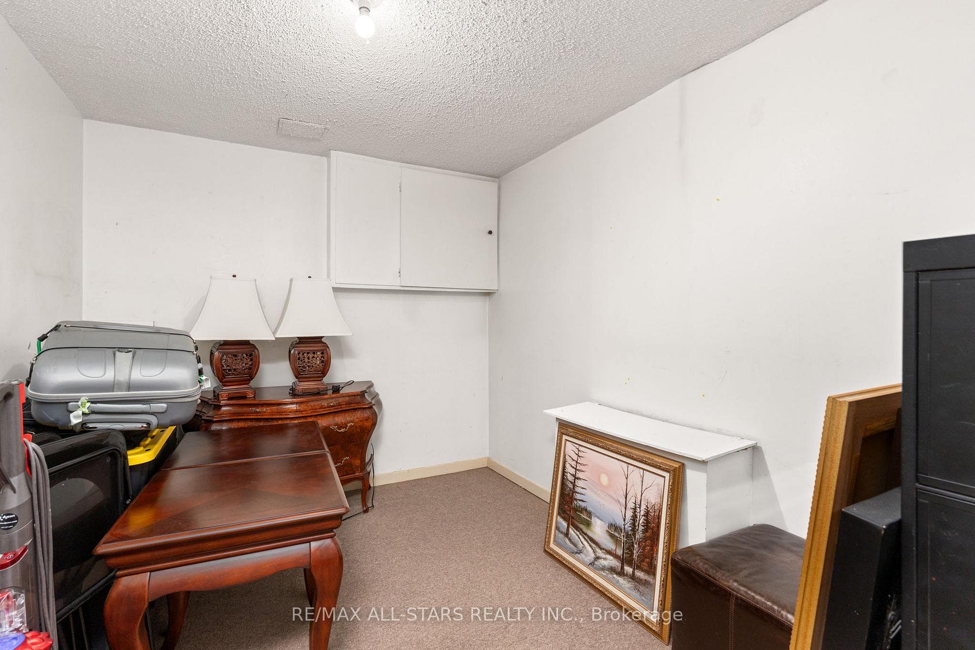 83 John Stiver Crescent photo 37