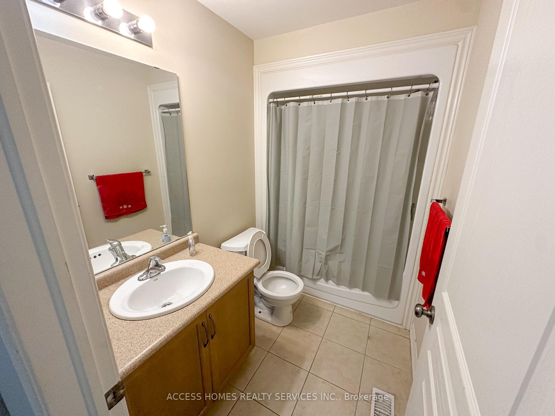 149 Winterberry Boulevard photo 19