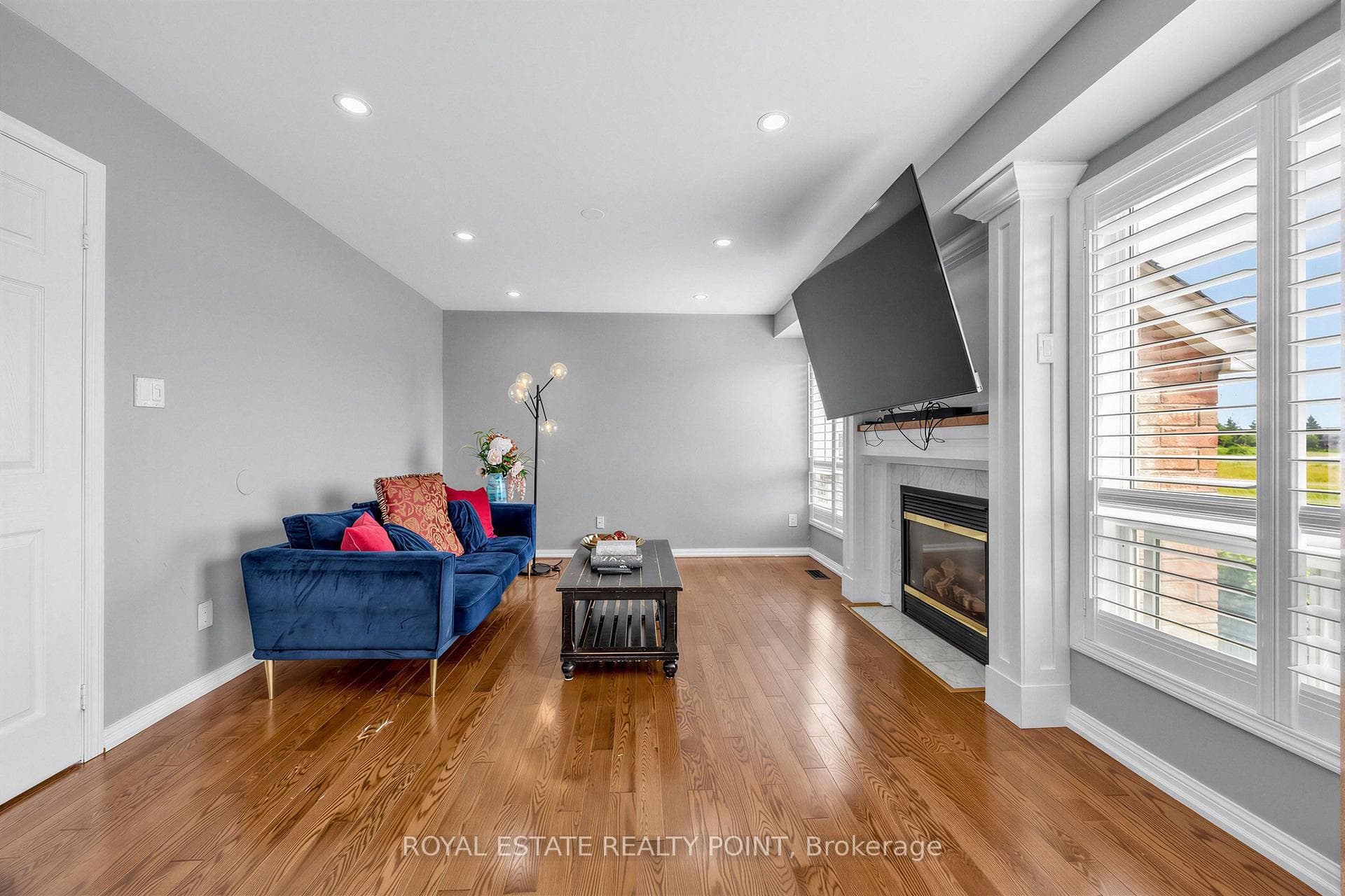 141 Raponi Circle photo 13