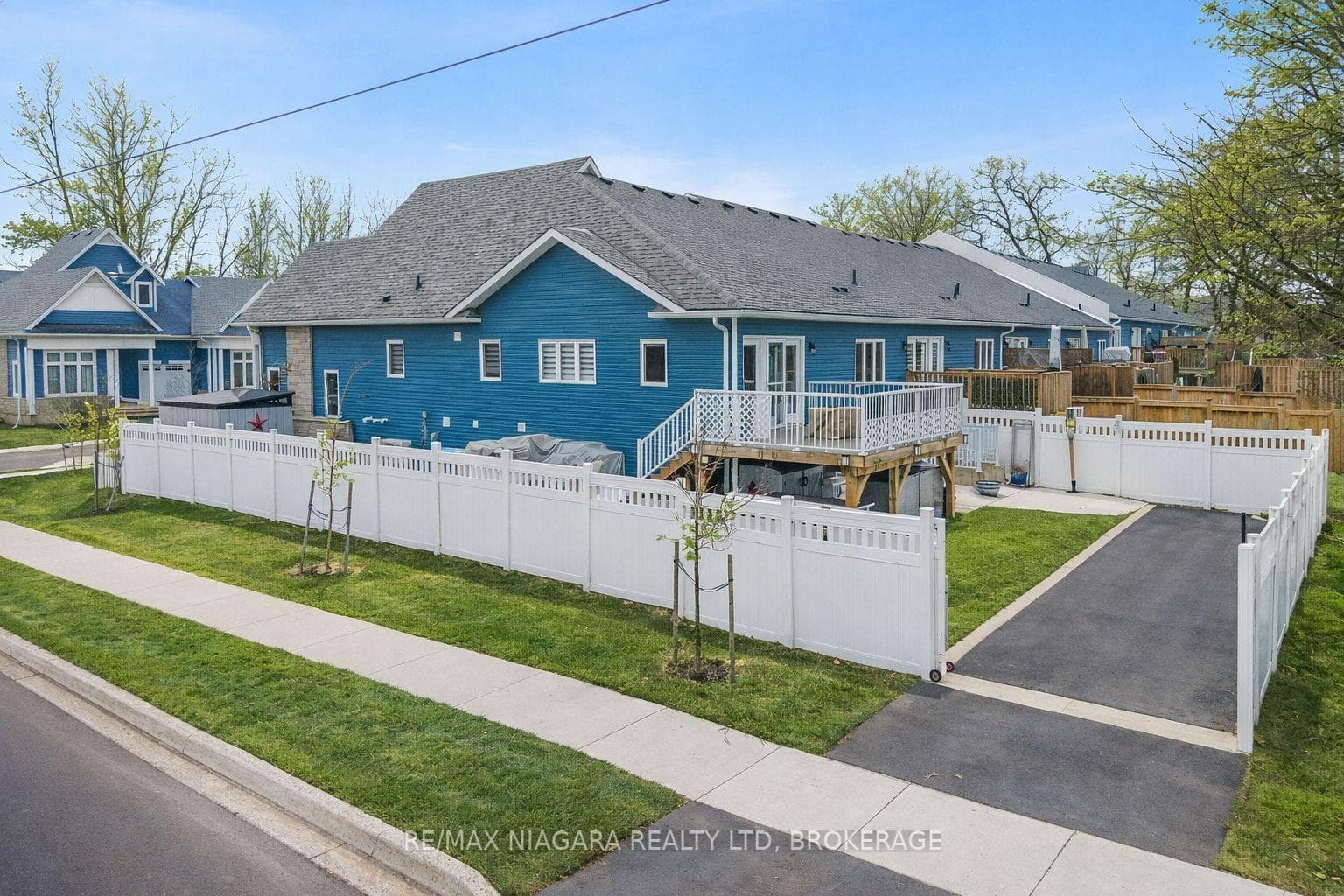 3600 Hibbard Street photo 3