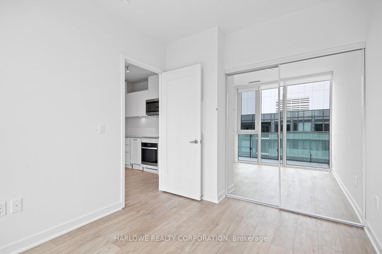135 Lower Sherbourne Street Unit PH3018 photo 15