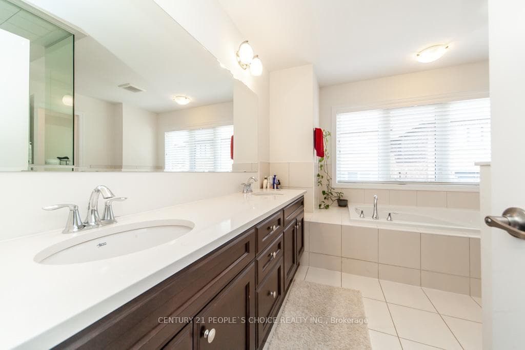 183 BEAVERIDGE Avenue photo 32