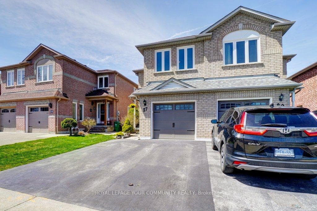 27 Hubert Corless Drive photo 2