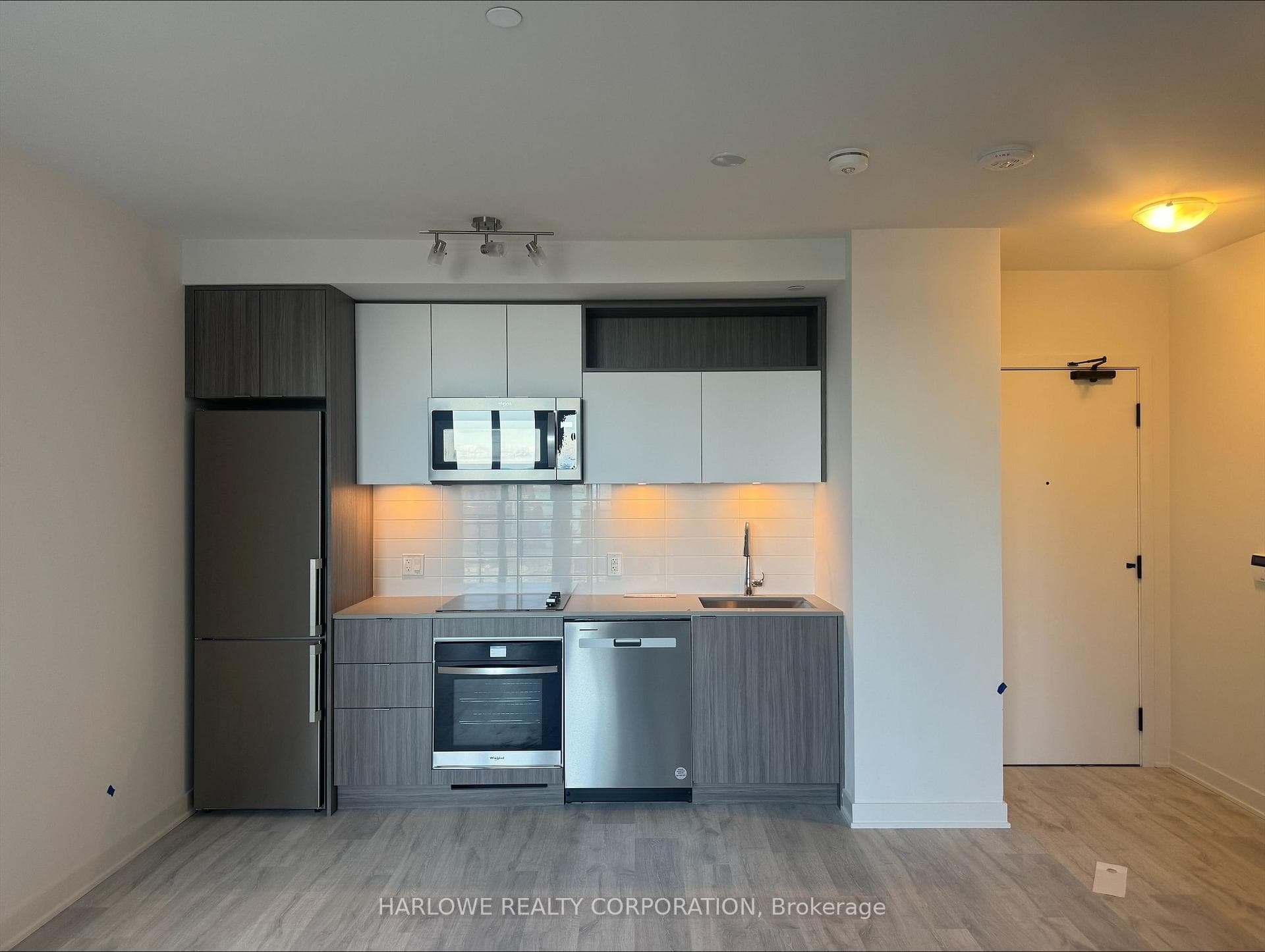 70 Princess Street Unit 1730 E photo 1