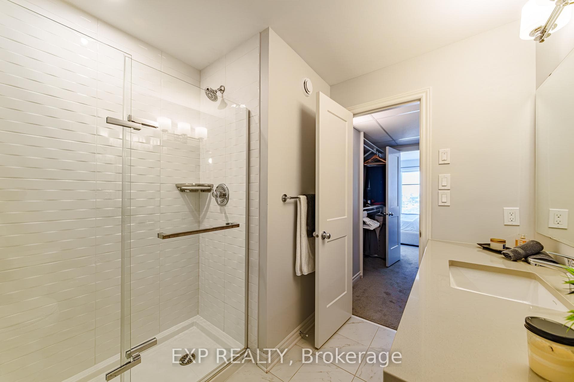 215 Pastel Way photo 15