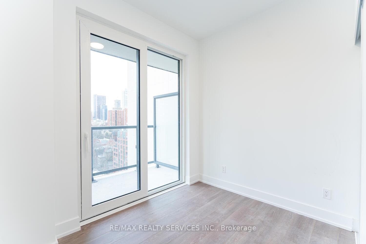 308 Jarvis Street Unit 1205 photo 23