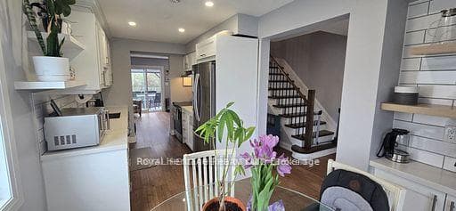 20 Nina Court photo 4
