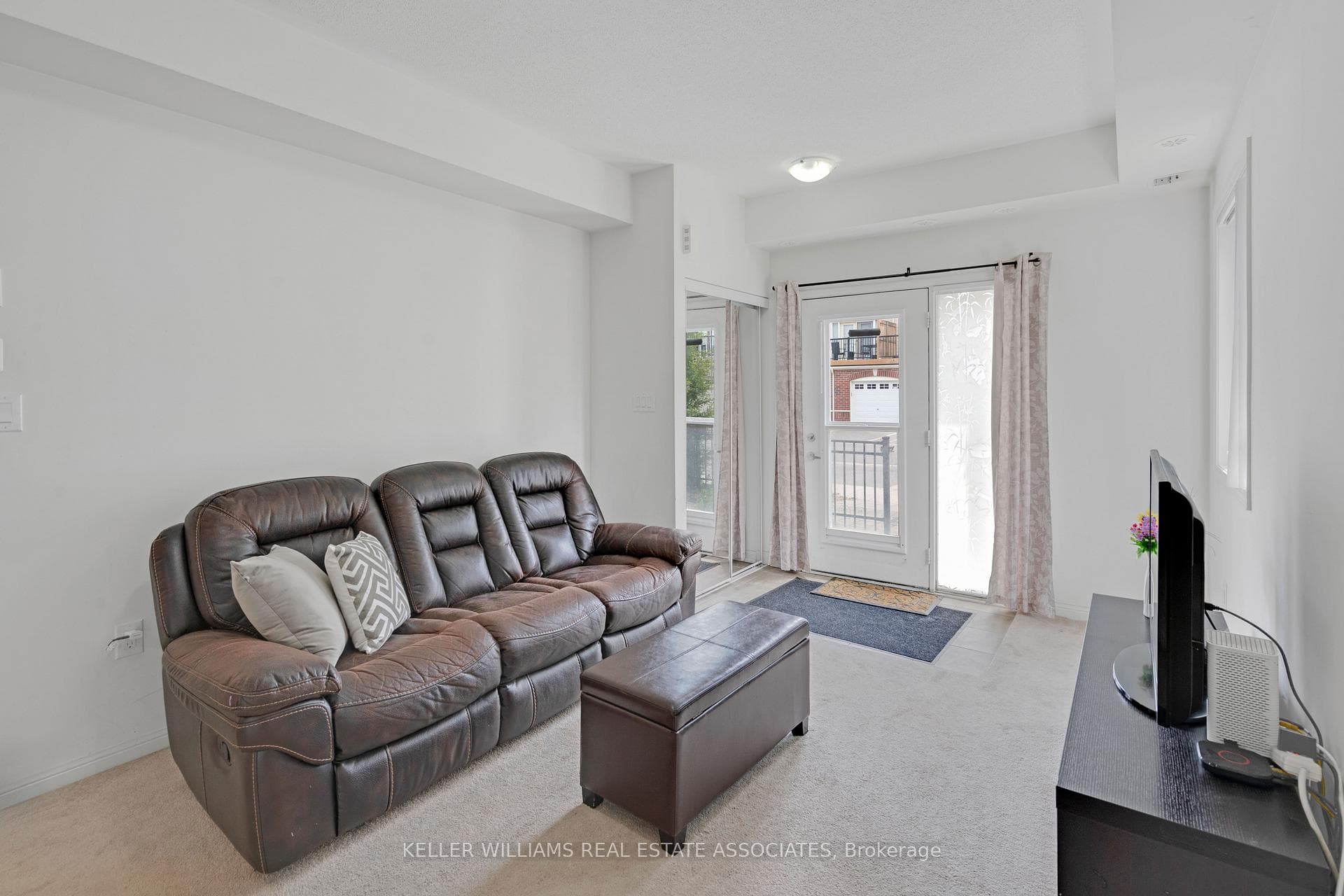 250 Sunny Meadow Boulevard Unit 87 photo 9