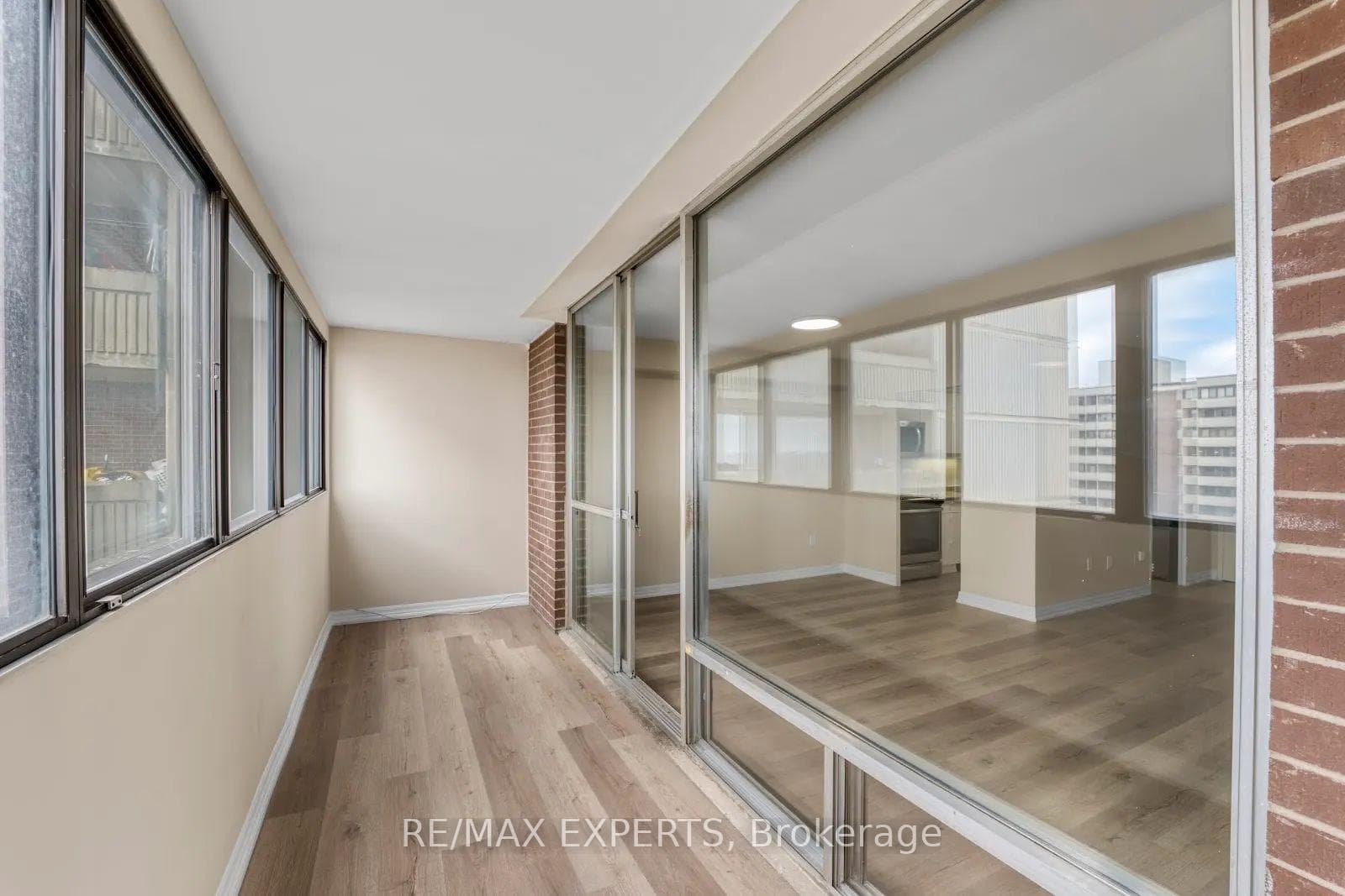 1 Massey Square Unit 2718 photo 14