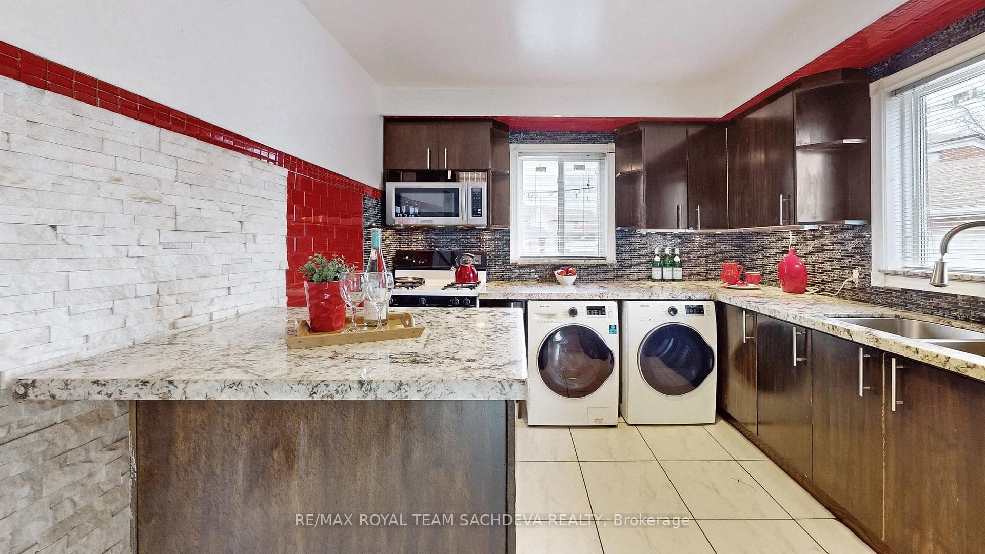 70 Mccormack Street photo 9