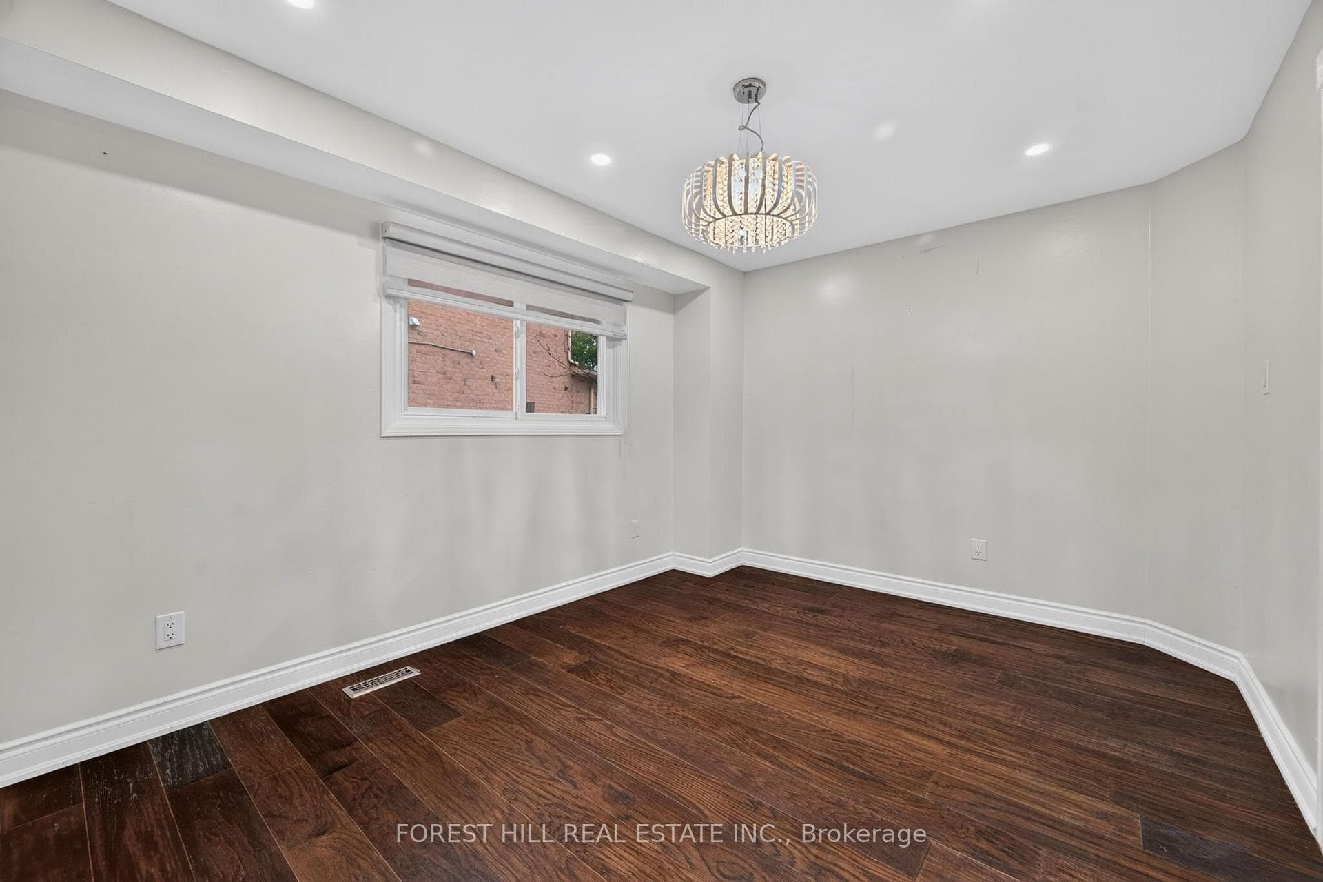 55 Castlehill Road photo 8