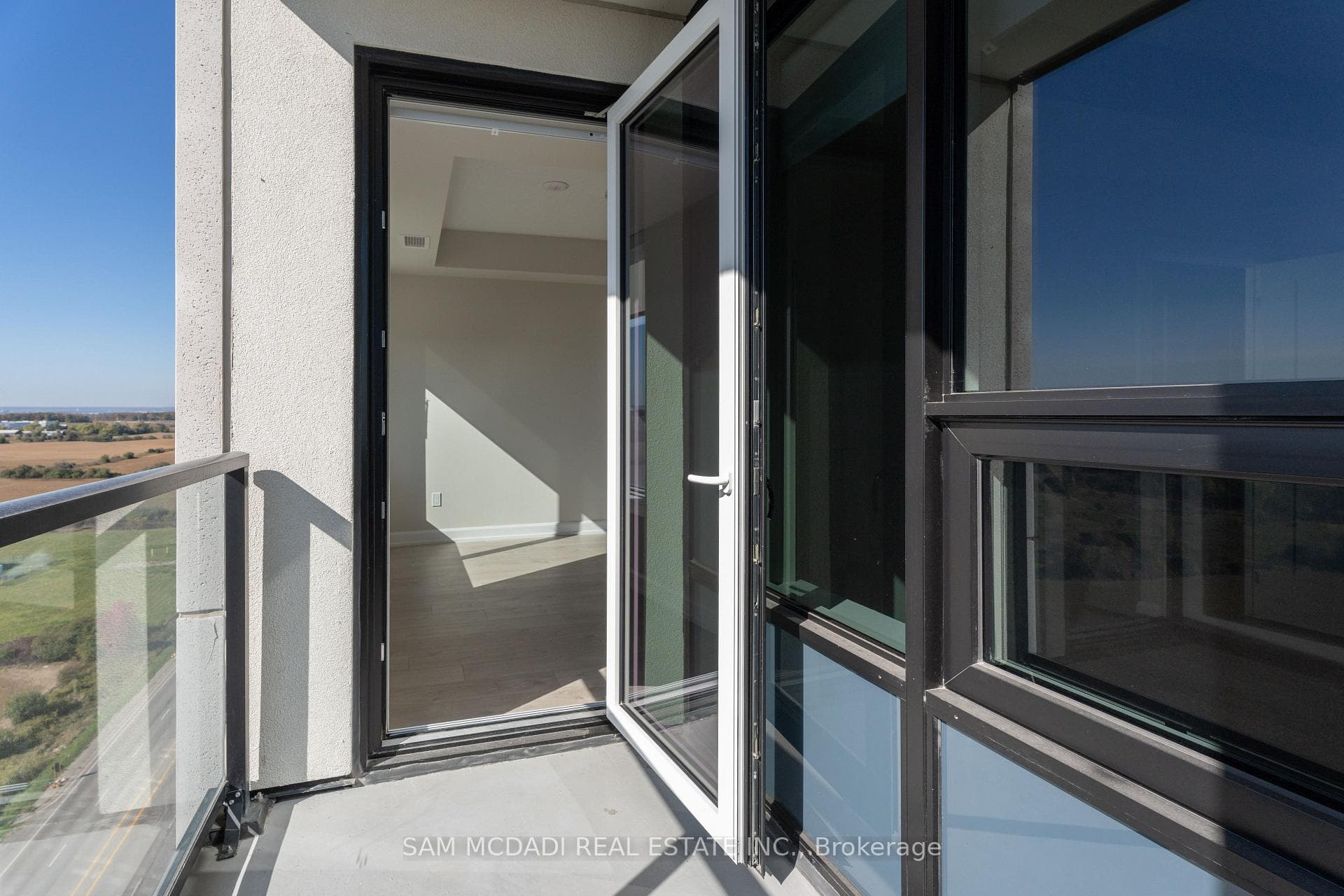 3220 William Coltson Avenue Unit 1503 photo 17