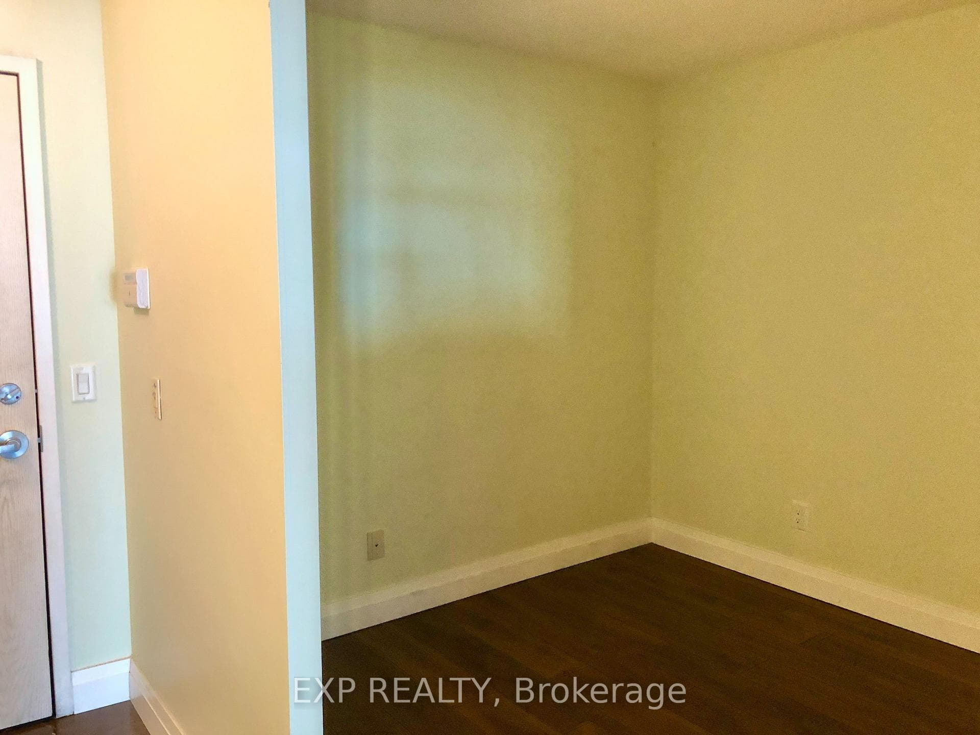 8 York Street Unit 1806 photo 5