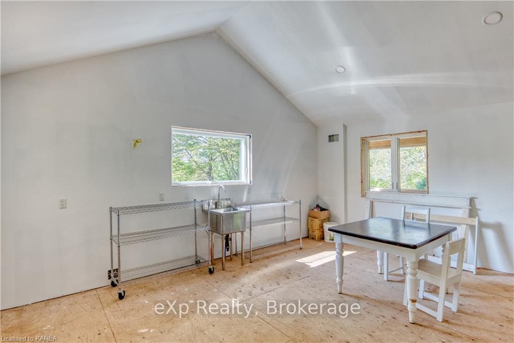 1036 HILLTOP Road photo 6