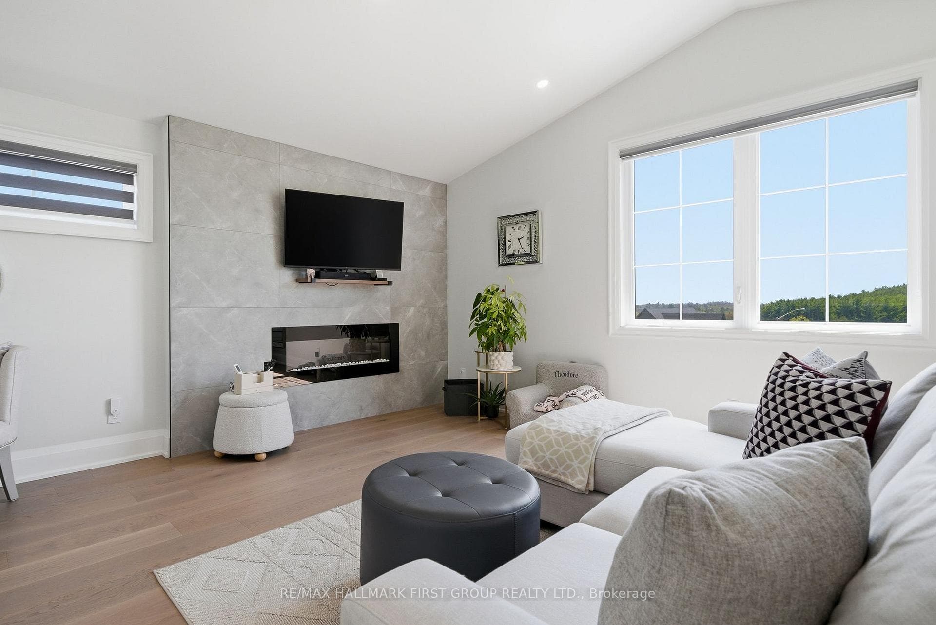 13 Archibald Court photo 28