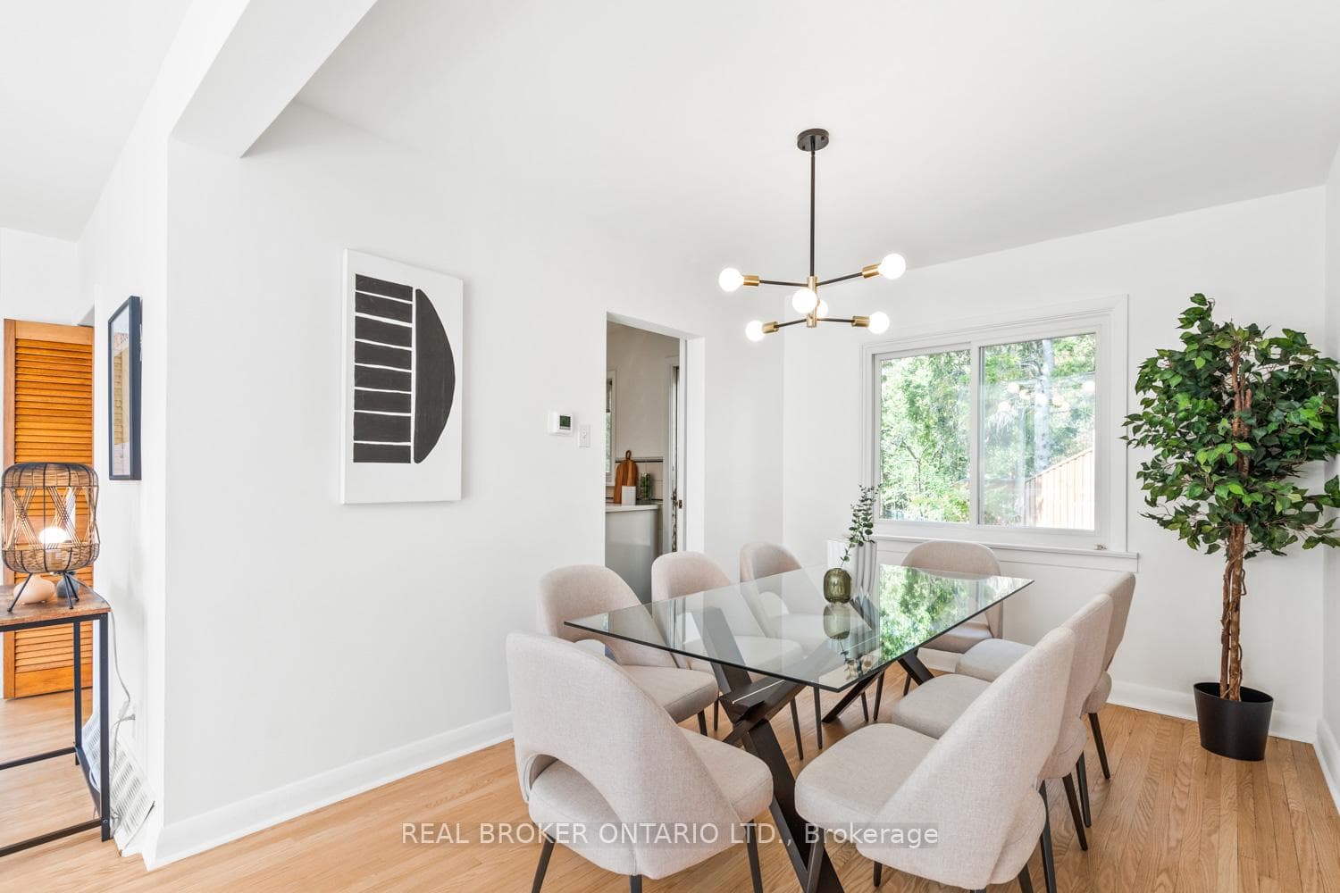 29 Veery Place photo 5